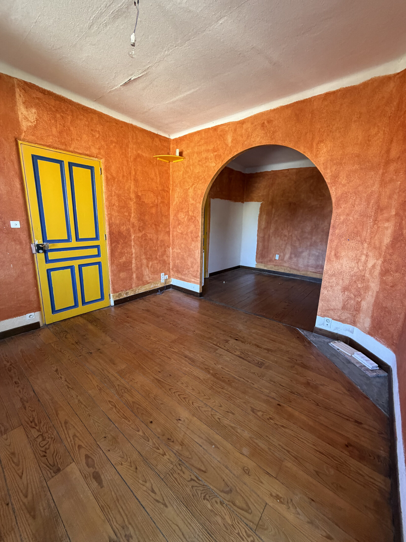 Plateau de 33,57 m² de surface utile avec terrasse de 21,17 m² au 1er étage — photo 2