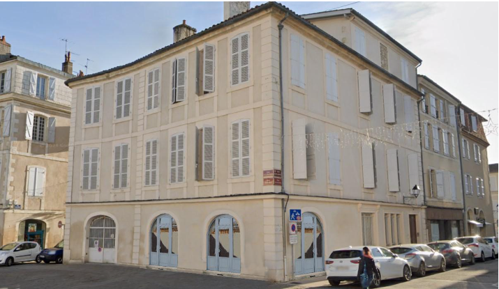 Local commercial / professionnel de 68 m² en plein cœur d'Auch